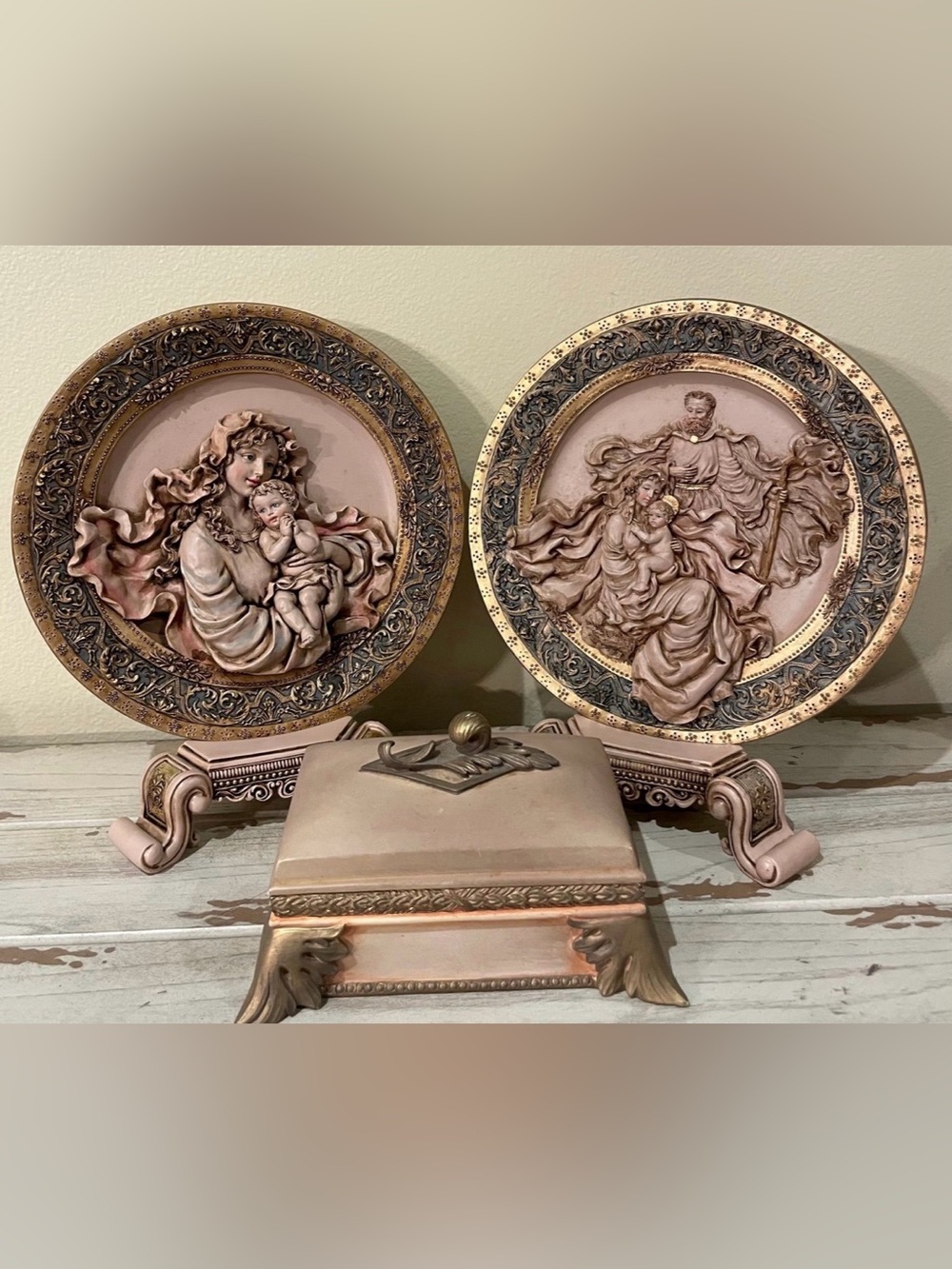 VTG House of Lloyd Renaissance Nativity & Madonna 3D Plates Set with Box